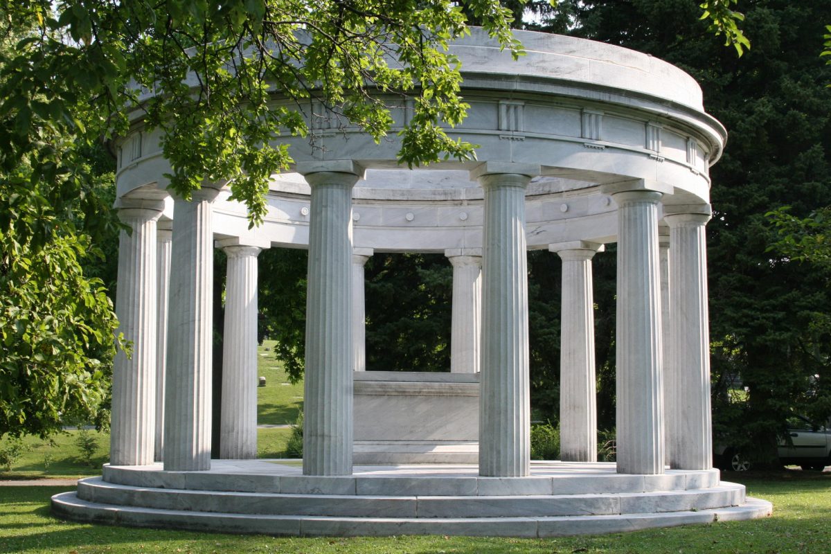 Walking Tours - Forest Lawn